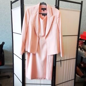 Size 16 Evan. Picone dress suit